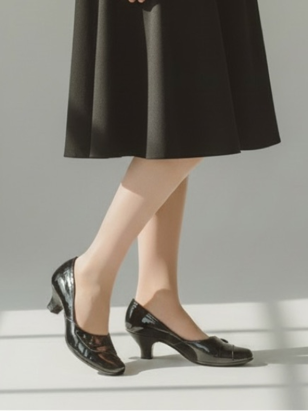 Vintage patent leather pumps by Sofft size 7.5N